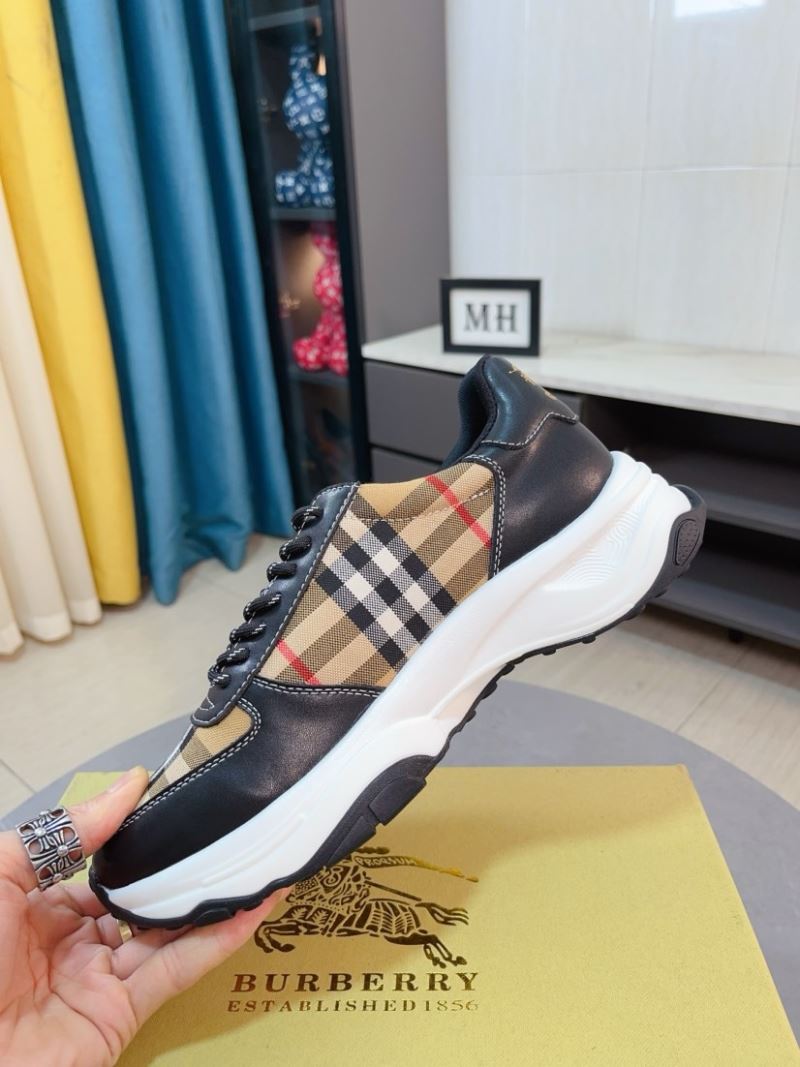 Burberry Low Shoes